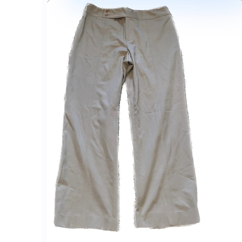 Nine West women’s tan soft dress pants size 8
